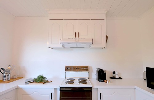 Waterhouse House | Ideal Stay at Robe Two Five, Steps from Long Beach
