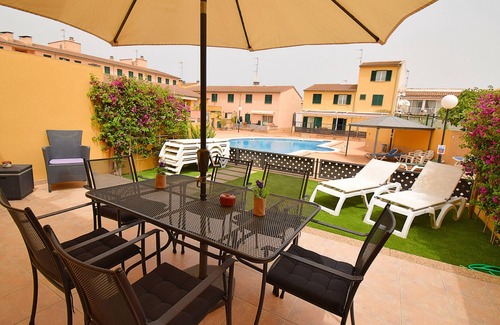 Sa Pobla Ski Chalet | Robes Sa Pobla: Fantastic House with Pool and Ocean View