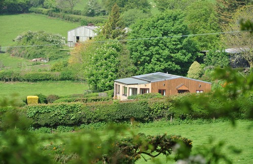 Newton Abbot House | Discover Robin Cottage: Top-Rated Retreat in Dartmoor Park