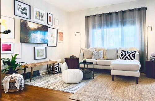 Verona House | Robin's Nest: Guest Rated 10/10 with Hot Tub & Pet Friendly