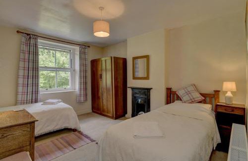 Horner House | Explore Robins Brook: Pet-Friendly Retreat in Porlock