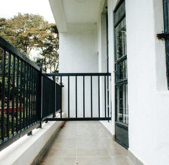 Nyeri Hotel | Discover Comfort at Robins Den with Breakfast Included
