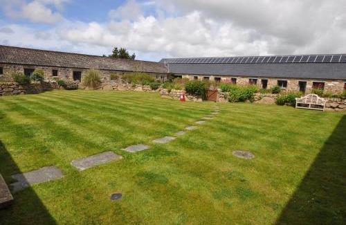 St. Buryan House | Discover Sennen Cove: Oceanfront Retreat Near 14 Beaches