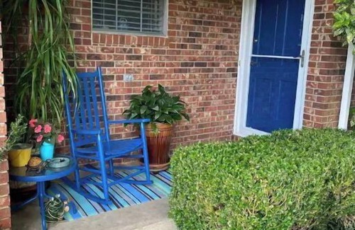 Murfreesboro House | Robins Nest: A Top Rated Getaway with Lake Views