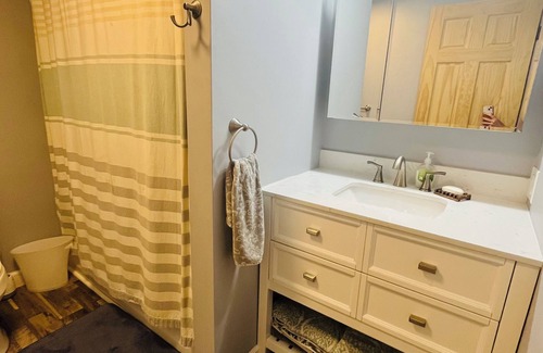Malta Condo | Experience Robin’s Wake Near Saratoga Race Course, Pet Friendly