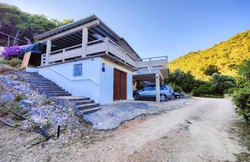 Bogomolje House | Robinson Dionis: Oceanfront Retreat with Perfect 10 Rating