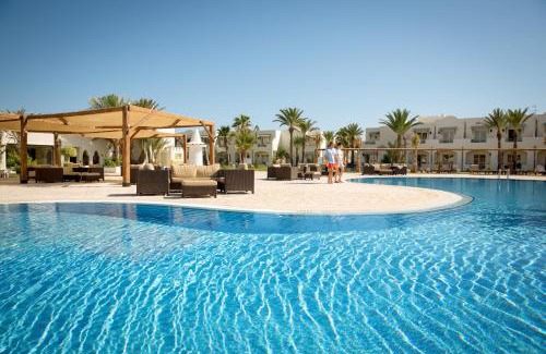 Aghir Hotel | All-Inclusive ROBINSON DJERBA BAHIYA with Oceanfront Views