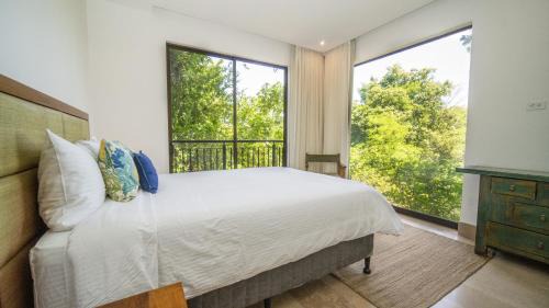 Playa Conchal House | Discover Roble Sabana 105: Family-Friendly Luxury Retreat
