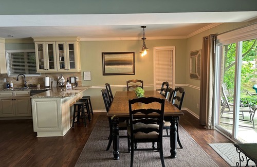 Mount Mourne House | Experience Robyn's Nest: Lakefront Property with Ocean Views
