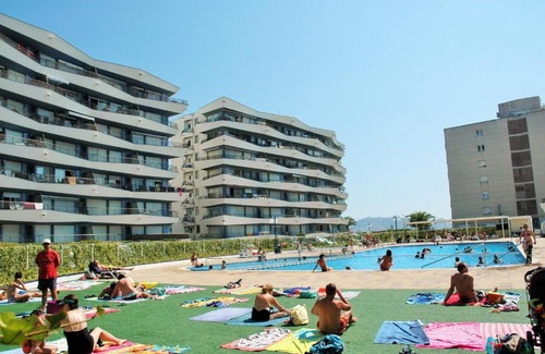 L'Estartit Apartment | Experience ROCAMAURA II 4-Star with Oceanfront Views