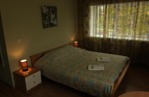 Haabersti Apartment | Cozy Rocca Apartments: Family & Pet Friendly Stay