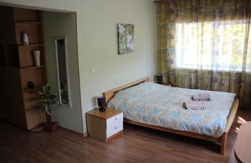 Haabersti Apartment | Cozy Rocca Apartments: Family & Pet Friendly Stay