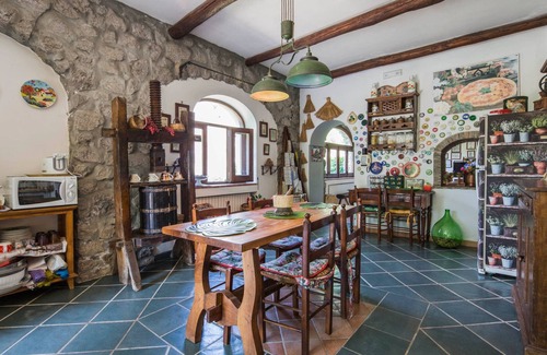 Vico Equense House | Rocca Angelica Villa: Poolside Retreat Near Positano