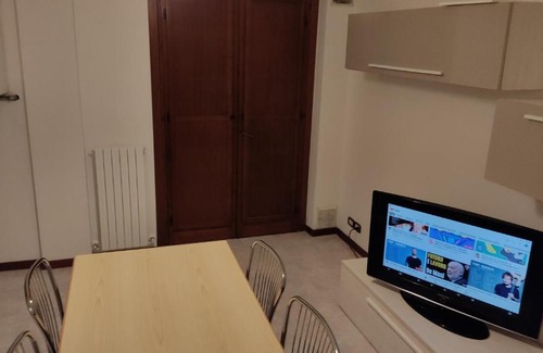 Rocca Santa Maria Apartment | Cozy Rocca's House: Pet and Child Friendly Retreat