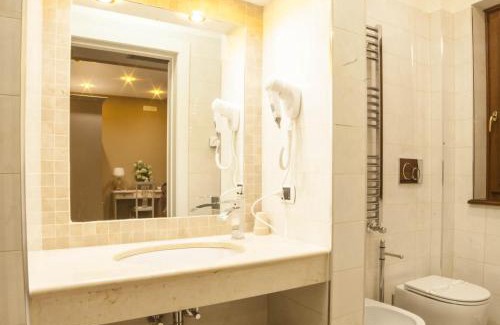Roccamonfina Hotel | Discover Roccamonfina Palace Hotel: Pet-Friendly Retreat
