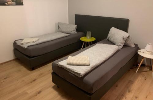 Kapfenberg House | Discover Roccos Raum: Child-Friendly Retreat with Great Reviews