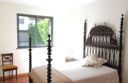 Sao Martinho House | Discover Rochas Apart Garden Refuge: Oceanfront Bliss Awaits