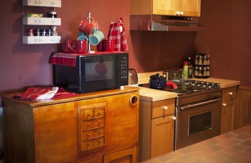 Rocheport House | Top-Rated Rocheport Bluff House with Pet-Friendly Amenities