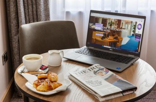 Dublin Hotel | Rochestown Lodge Hotel: Family-Friendly with Pool & Dining