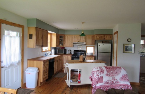 Crescent City North Cottage | Beachfront Rock and Wave Cottage: Pet-Friendly Retreat