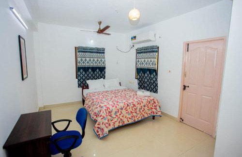 Kalapettai Apartment | Rock Beach Retreat