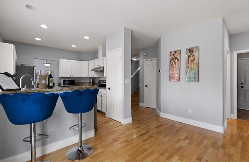 Southern Crossing House | Rock Bluff: Pet-Friendly Retreat with Spa & Hot Tub