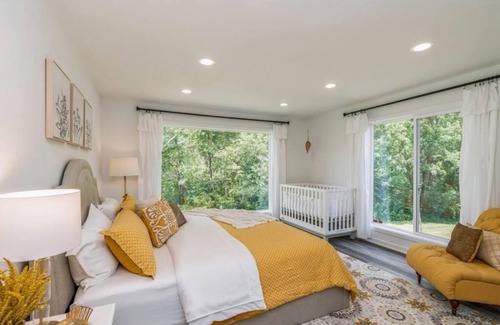 Kellogg House | Lakefront Retreat at Rock Creek with Family-Friendly Amenities