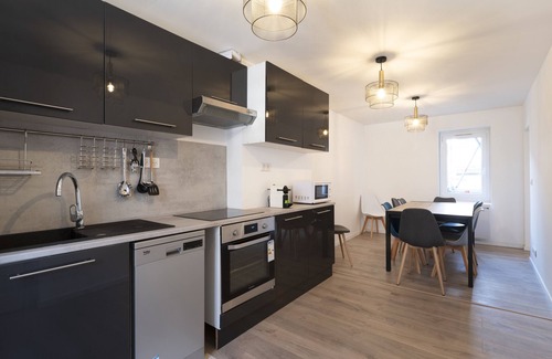 Metz-Centre – Ancienne Ville Apartment | Explore Rock in Share - Le Cosmopolitain: Pet & Child Friendly