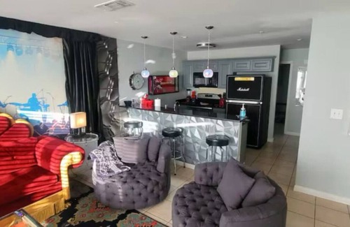 New Braunfels Condo | Rock-n-roll themed condo on the Guadalupe River located downtown New Braunfels