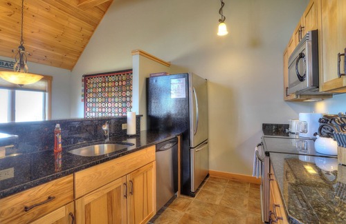Rangeley Condo | Pet-Friendly Condo at Saddleback Mountain - Rated 9.2/10!