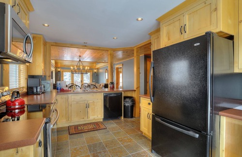 Rangeley Condo | Guest Rated: Rock Pond 36 Condo at Saddleback Mountain