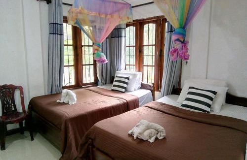 Dickoya Hotel | Idyllic Rock View Rest Hatton: Family-Friendly Retreat