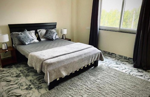 Chevella Villa | Experience Comfort at Rockdale-Inn with Great Amenities