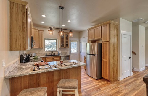 Rockerville Condo | Ideal Rockerville Gold Town Lodging Near Mt. Rushmore