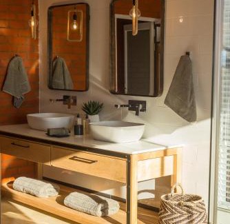 Madikwe Game Reserve Cabin | Experience Rockfig Lodge Madikwe: Oceanfront Retreat with Pool
