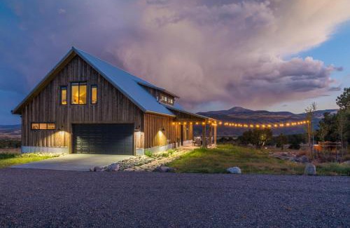 South Fork House | Discover Rocking M Ranch: Family-Friendly Retreat Awaits