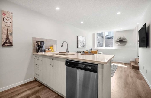 Keith Apartment | Rockland Oasis: Your Serene 1BR Getaway with Spa Access
