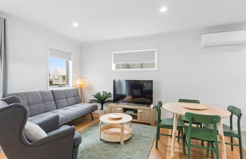 Shell Cove Apartment | Coastal Retreat at Rockpool Escape: Family-Friendly Stay
