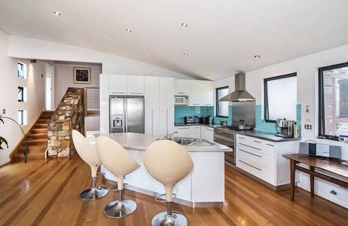 Gnarabup House | Relax at ROCK POOL Holiday Beach House with Private Spa