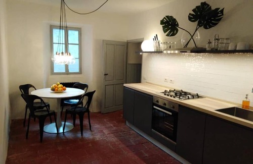 Colonno House | Family-Friendly Rocks Apartment in Scenic Colonno