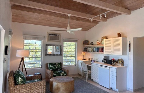 North Palmetto Point House | Rocks Retreat: Family-Friendly Oceanfront Getaway