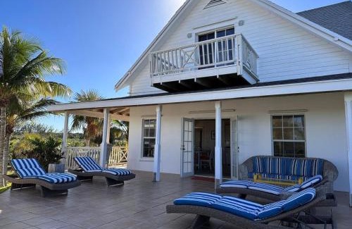North Palmetto Point House | Oceanfront Rocks Retreat: Pet-Friendly Escape Awaits You