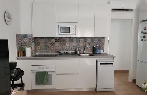 La Linea de la Concepcion Apartment | Family-Friendly RockSide Residences Suites in La Línea