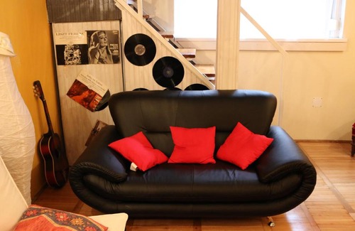 Erzsebetvaros Apartment | Rockstar Suite in Ruin Quarter: Top-Rated & Family Friendly