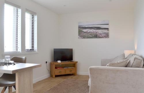 St. Mary's House | Family-Friendly Rockworks Chalets No. 3 - Highly Rated Escape