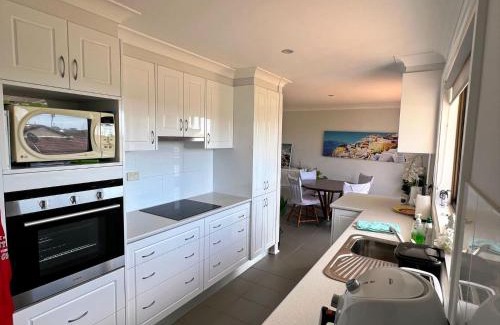 South West Rocks House | Child-Friendly Comfort at Rocky Hotel for Your Family Getaway