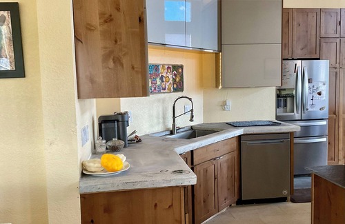 Black Hawk House | Rocky Mountain 3-bedroom house with Spectacular Views! New Listing!
