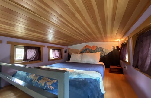 Lyons Resort | Explore Rocky Mountain High - Themed Tiny House Retreat