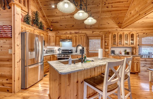 Suches House | Secluded Suches Respite in the National Forest Awaits