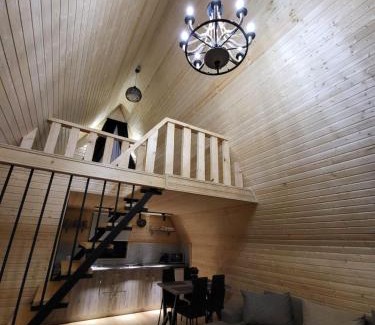 Gergeti Ski Chalet | Relax at Rocky Views: Family-Friendly with Kitchen Amenities